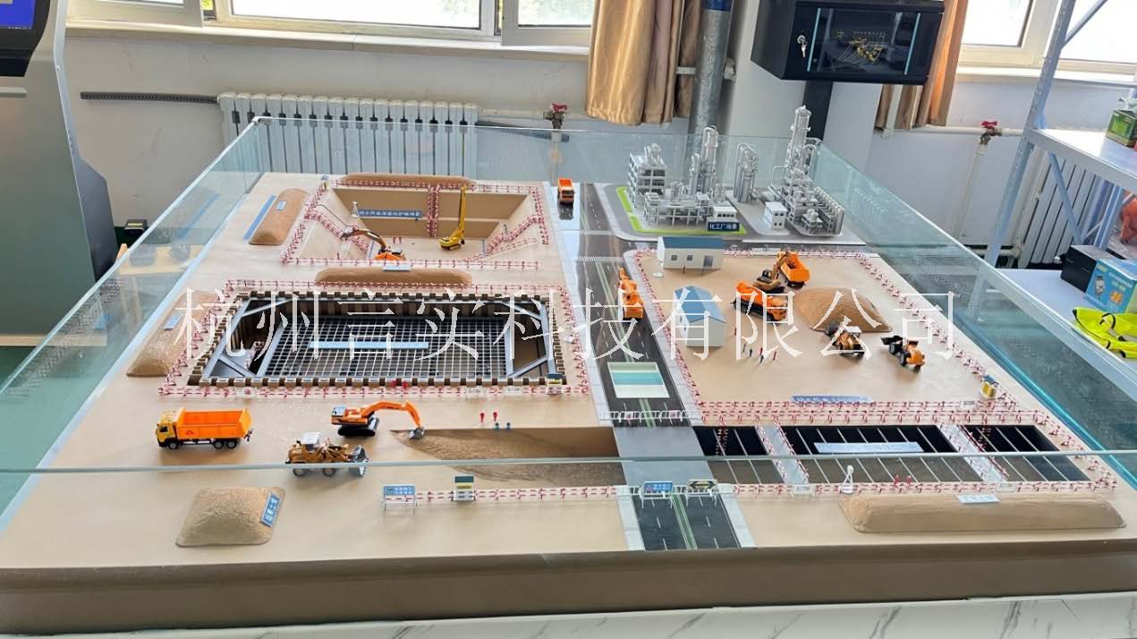 化工清静手艺公共实训基地 化工八大特殊作业清静操作实训及审核装置 恒峰G22